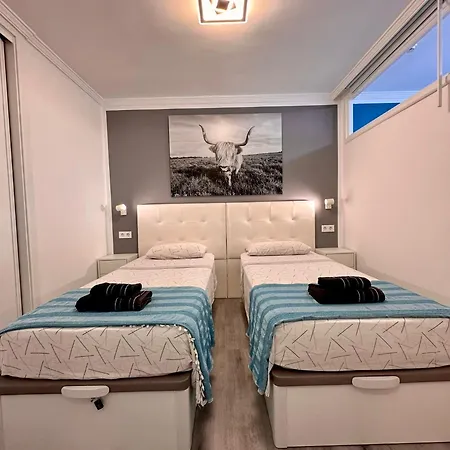 Moderno Wifi Free B * San Bartolomé